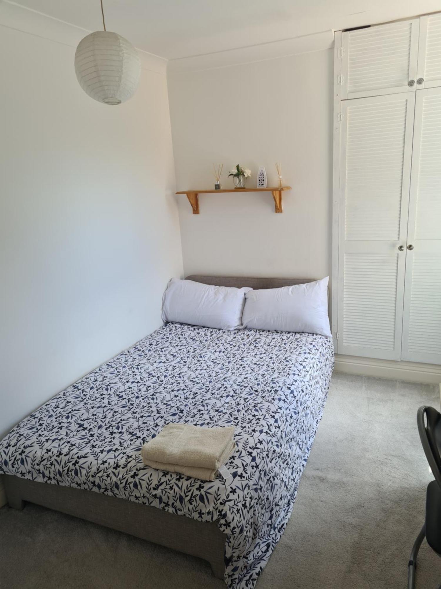 A Private & Beautiful Bedroom With Shared Bathroom In The Heart Of Bournemouth Room photo